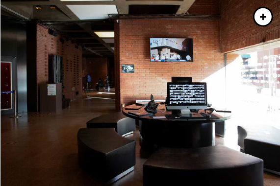 아카이빙 테이블 사진